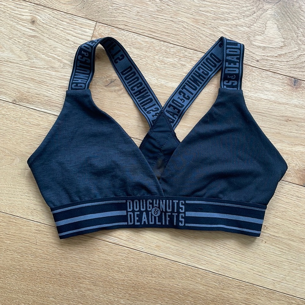 🍩 Doughnuts & Deadlifts 🍩 Sports Bra Size S CrossFit Weightlifting Running